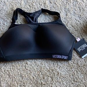 NWT Victoria Secret Sports Bra